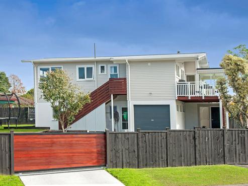 2 Thornlow Street, Glendene