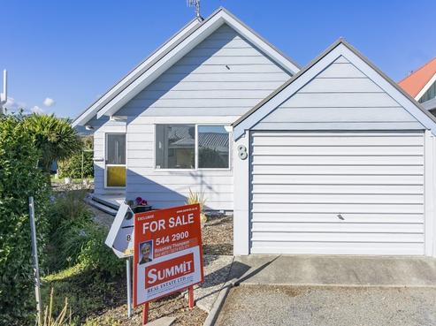 8 Ashcroft Place, Richmond