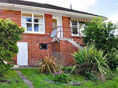 1/53 Merani Street, Belmont
