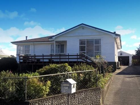 12 Hillsview Crescent, Taumarunui