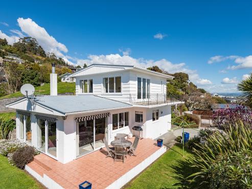 13 Champion Terrace, Moana
