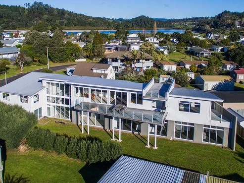34 Hardy Place, Cooks Beach