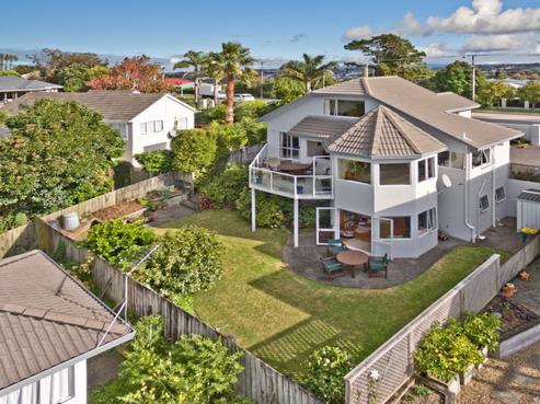 195A East Coast Road, Castor Bay