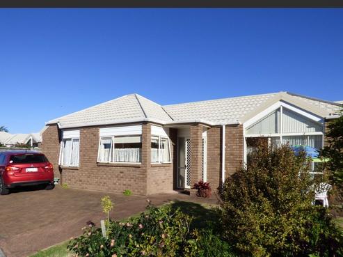 11 Garden Grove, Tairua
