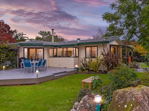 133 River Terrace Road, Brightwater