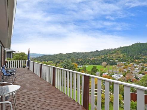 78 Wyndham Road, Pinehaven