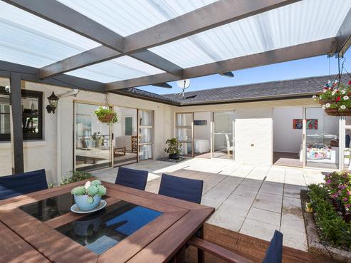 128 Glenmore Road, Sunnyhills
