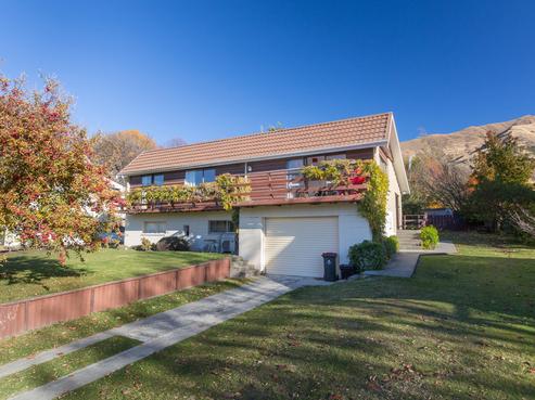 3 Sargood Drive, Wanaka
