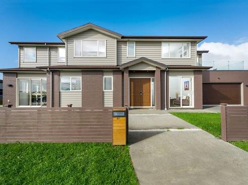 48 Bounty Road, Long Bay