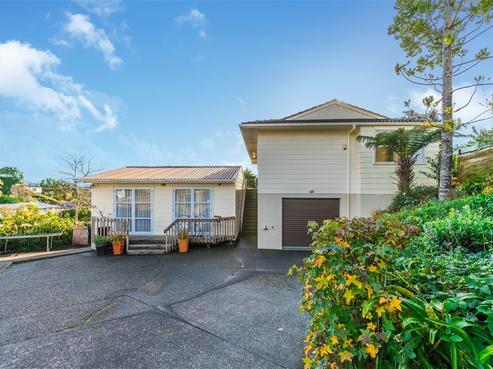 3 Stott Avenue, Birkdale