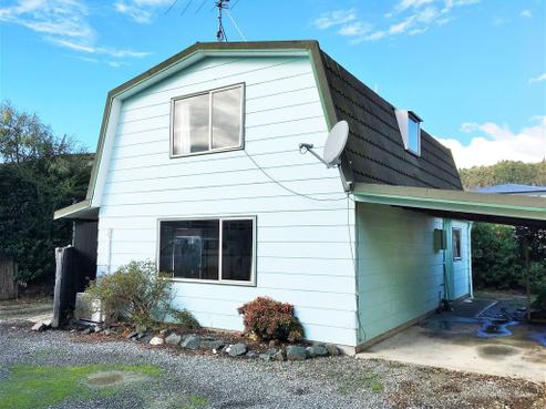 15B Hutcheson Street, Nelson South