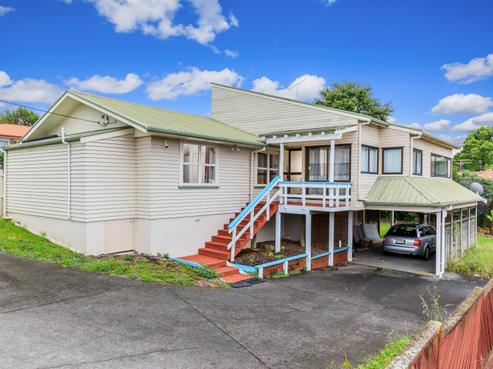 43 Ocean View Road, Hillcrest