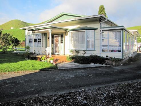 90 North Manakau Road, Manakau