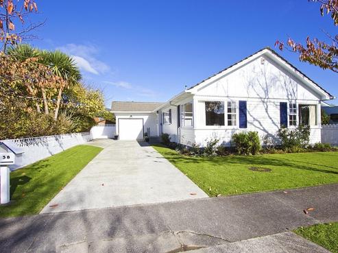 38 Kebbell Grove, Epuni