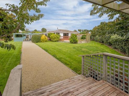 105 Hoggs Road, Manakau