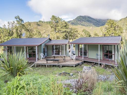 242 Matiri Valley Road, Murchison