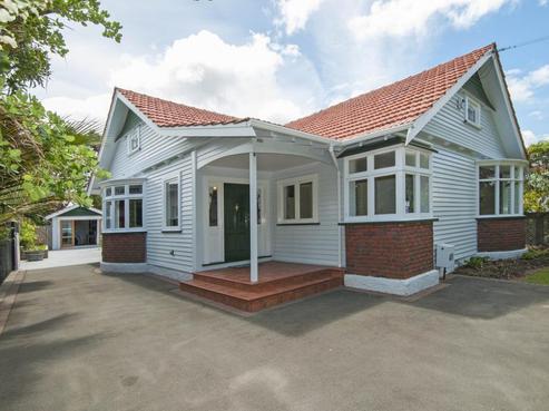 11 Puriri Street, Woburn