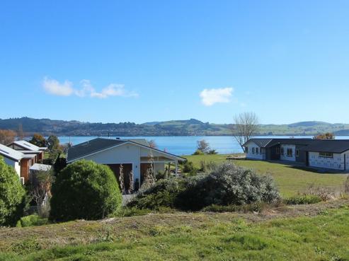 28 Kurapoto Lane, Rainbow Point