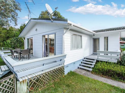 62 Glenvar Road, Torbay