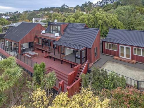 132 Moncks Spur Road, Redcliffs