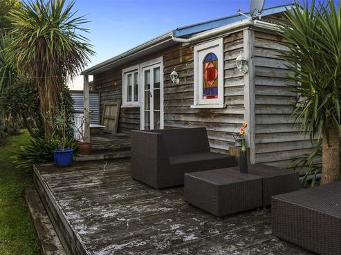 4 Banks Road, Kawakawa Bay