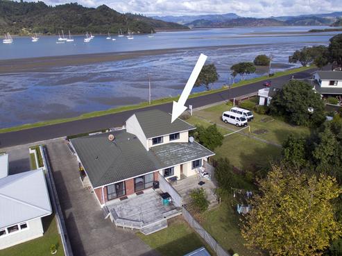 19B Robinson Road, Whitianga
