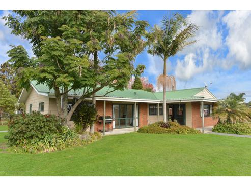 23 South Road, Waipu