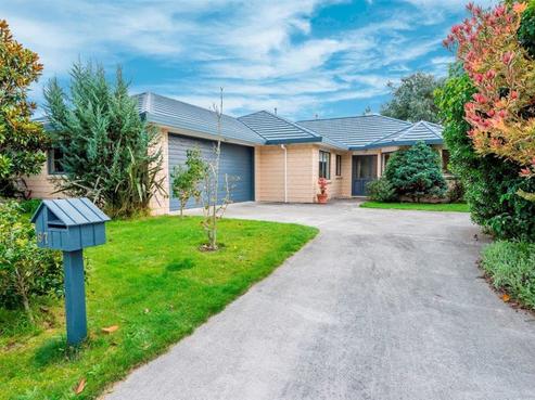 67 Weggery Drive, Waikanae Beach