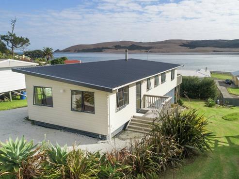 37 Fairlie Crescent, Opononi