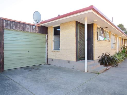 2/24 Hayton Road, Wigram