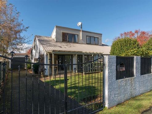 8 James Street, Victoria