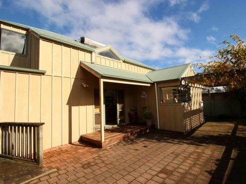 16B Arrowsmith Avenue, Waipahihi
