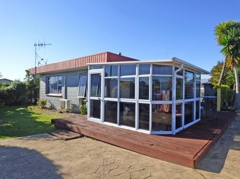 2 Fife Crescent, Tamatea
