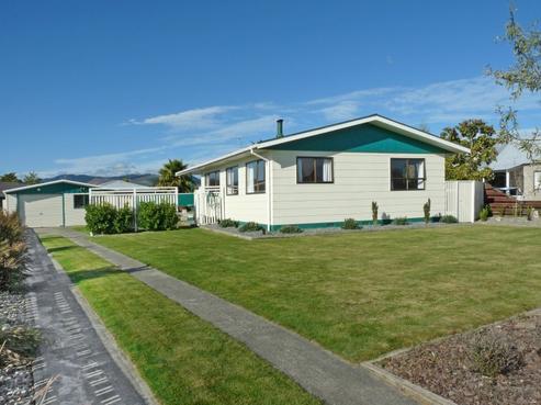 18 Newman Avenue, Brightwater