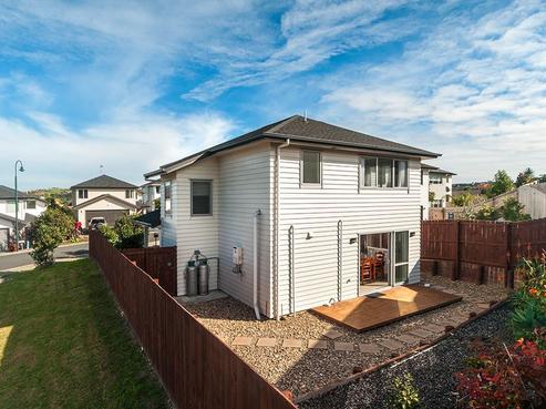 16 Buccaneer Court, Gulf Harbour