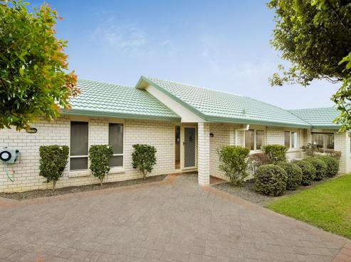 2/17 Arrathorne Place, Northpark