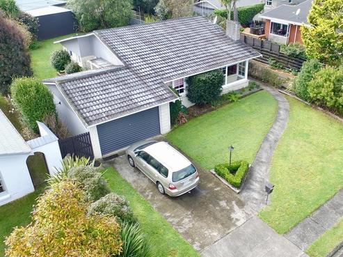 56 Hooker Avenue, Chedworth