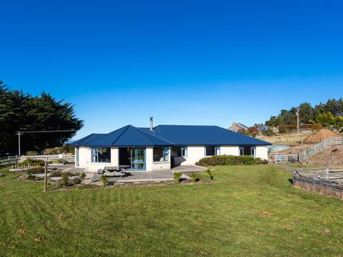 8 Dalziel Road, Halfway Bush