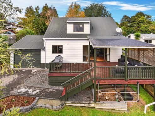 21 Gibbs Crescent, Red Hill