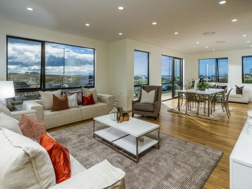 24 Cavalli Road, Long Bay