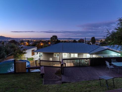 42 Sloane Avenue, Tihiotonga