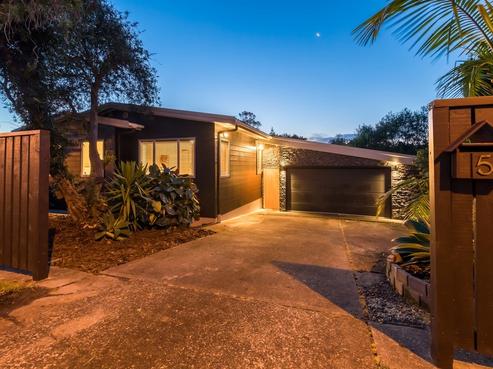 5 Halsey Drive, Lynfield