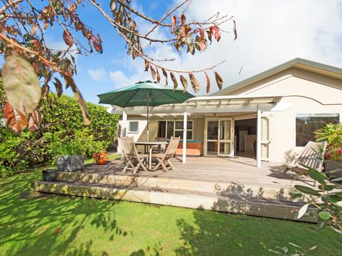24 Greta Place, Stanmore Bay