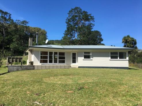 1209A Riverside Road, Pouawa