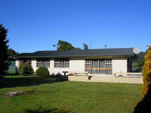 8 Camp Street, Ahaura