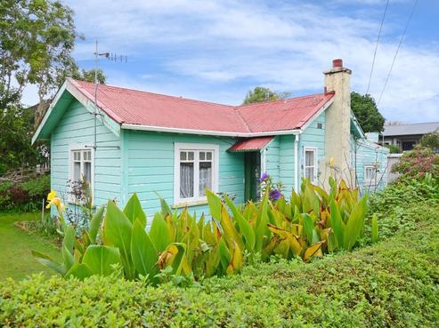 1 Charles Street, Belmont