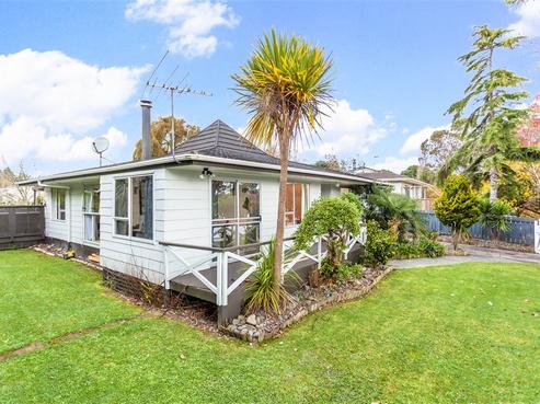 32 Saint Catherine Crescent, West Harbour