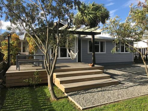 29 Daniel Street, Martinborough