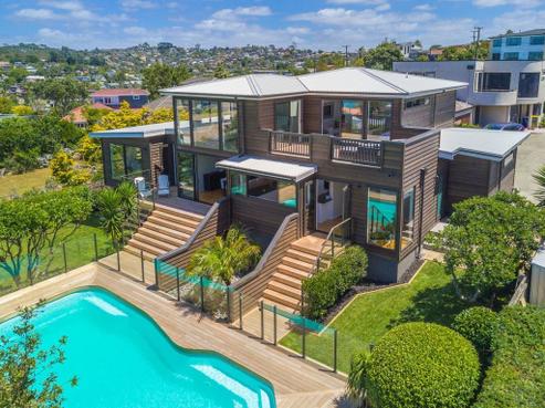 3 Vaughan Crescent, Murrays Bay