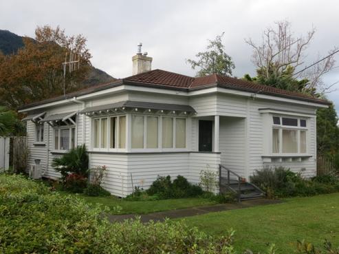 2 Farmer Street, Te Aroha